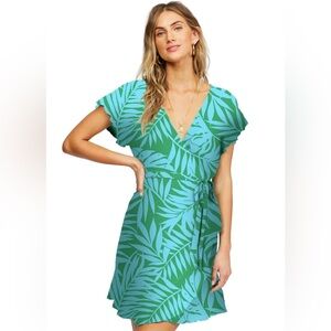 NWT Billabong Short Sleeve Wrap and Roll Palm Print Wrap Dress - Blue/Green - S